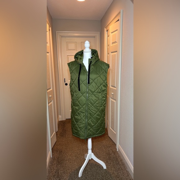 White Mark Women's Olive Green Diamond Quilted Hooded Puffer Vest. NWT Size XL - Picture 6 of 10